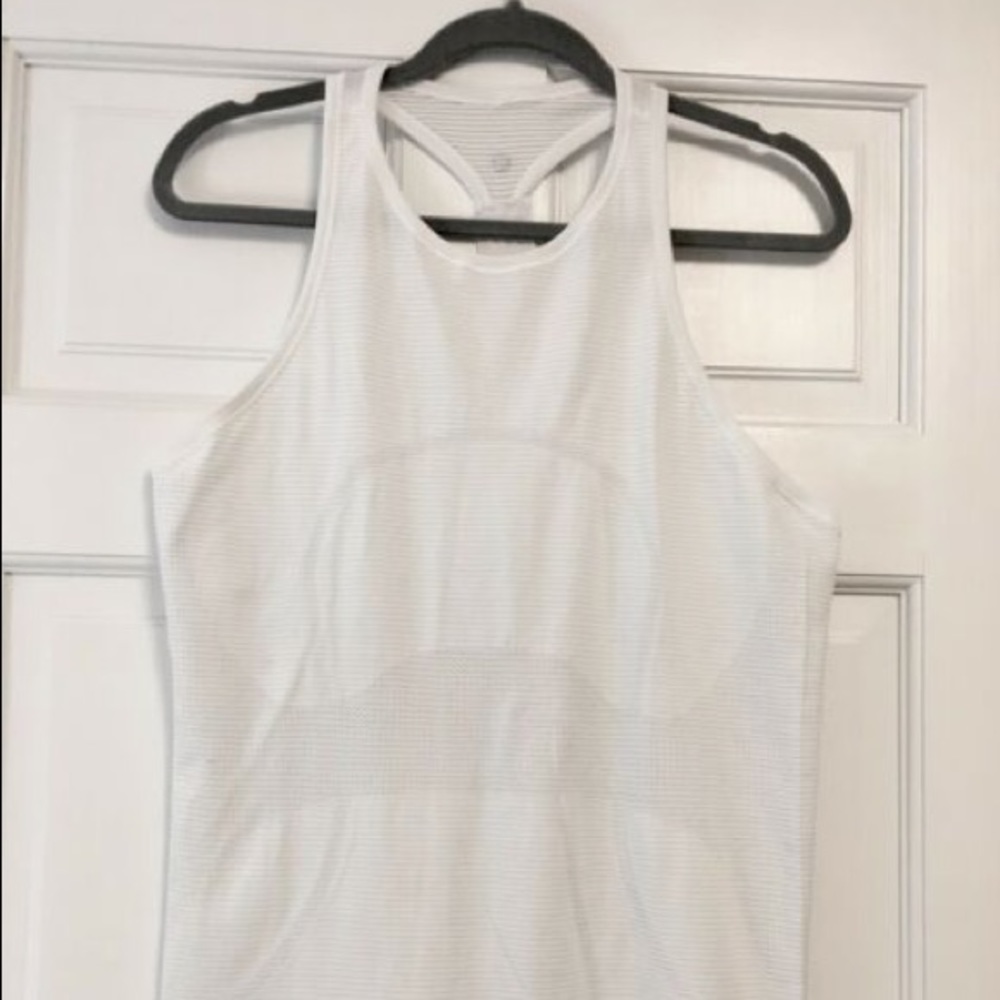 Lululemon run swiftly tech racerback. Size 4.